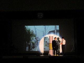 演劇