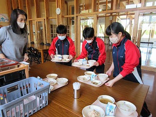 給食③