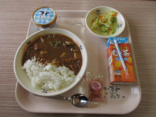 給食メニュー