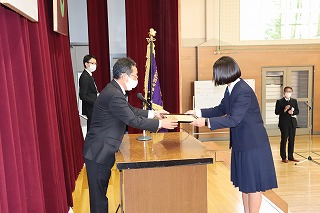 標茶町生徒表彰①